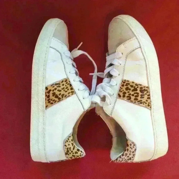 AIR & GRACE CRU LEATHER TRAINERS - WHITE & CHEETAH SNEAKERS - Picture 2 of 8